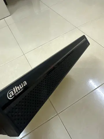 Dahua digital video recorder, DHI-XVR5216A-12V