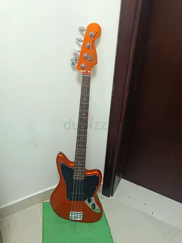 Squier Affinity Series Jaguar guitar