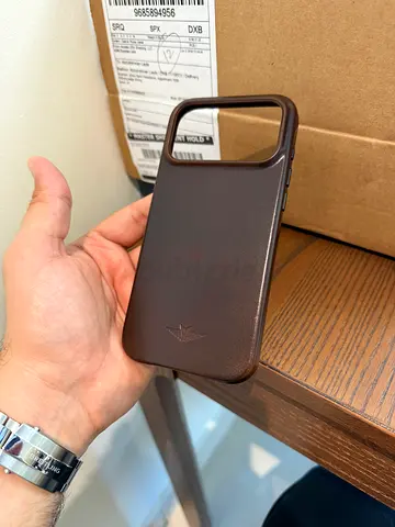 iPhone 17 Pro Max Leather Case