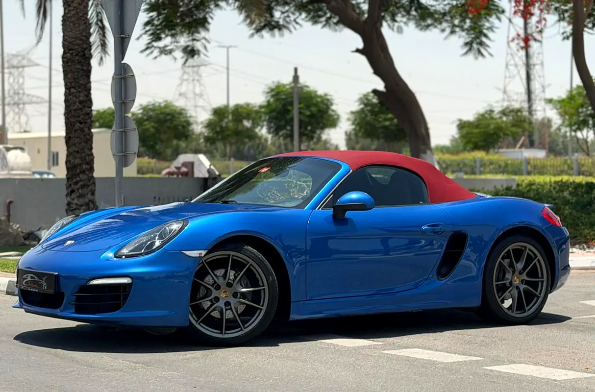 Porsche Boxster 2015 — photo 1 of 18