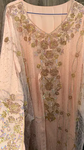 ثوب للبيع من Orion boutiqe