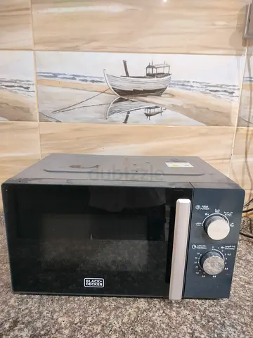 Black+Decker Compact Microwave - Used