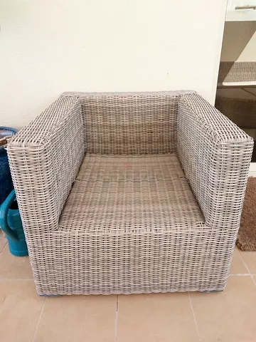 Outdoor furniture set