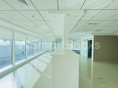 Upgraded | Vacant | Canal View |Unfurnished Office
