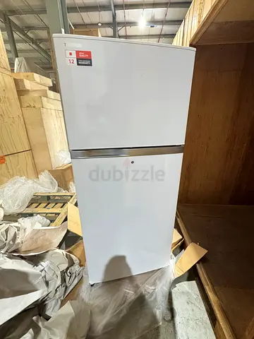 Toshiba GRA820UW Top
Mount Ref Whit Tall single-door refrigerator / freezer unit