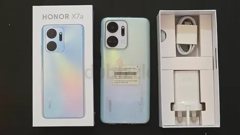 Honor X7a Smartphone with Original Box and Accessories