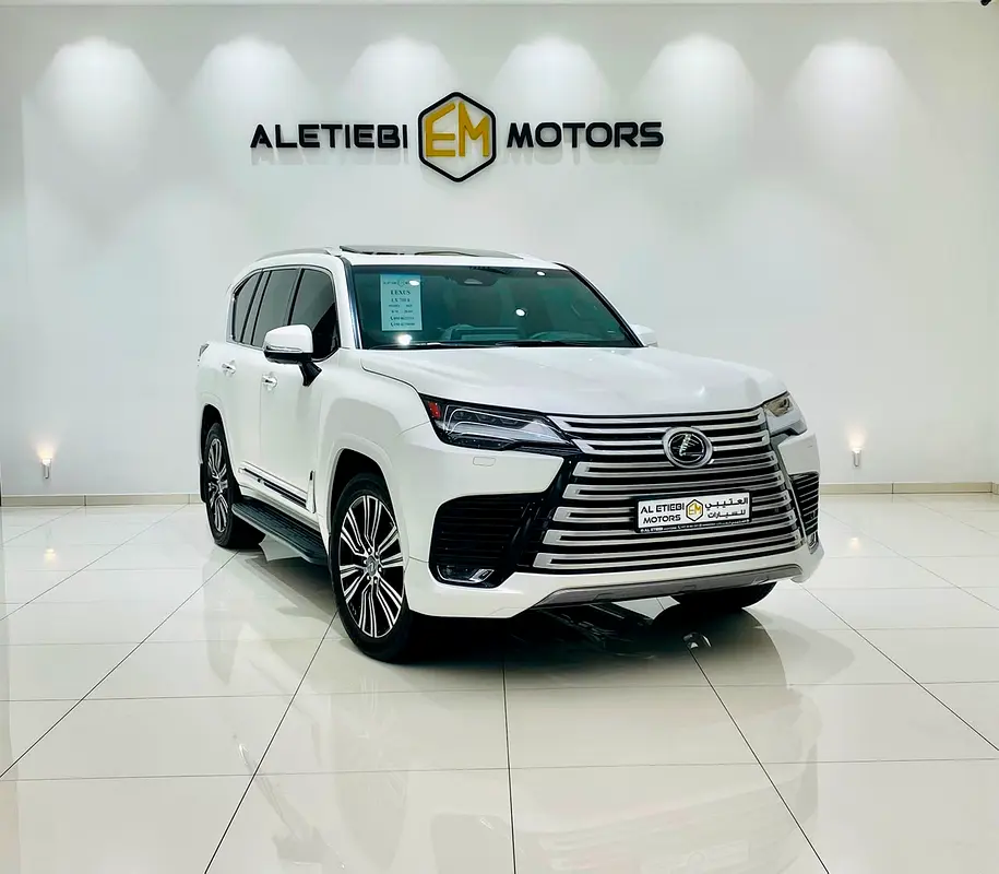 Lexus LX-Series 2025 — photo 1 of 15