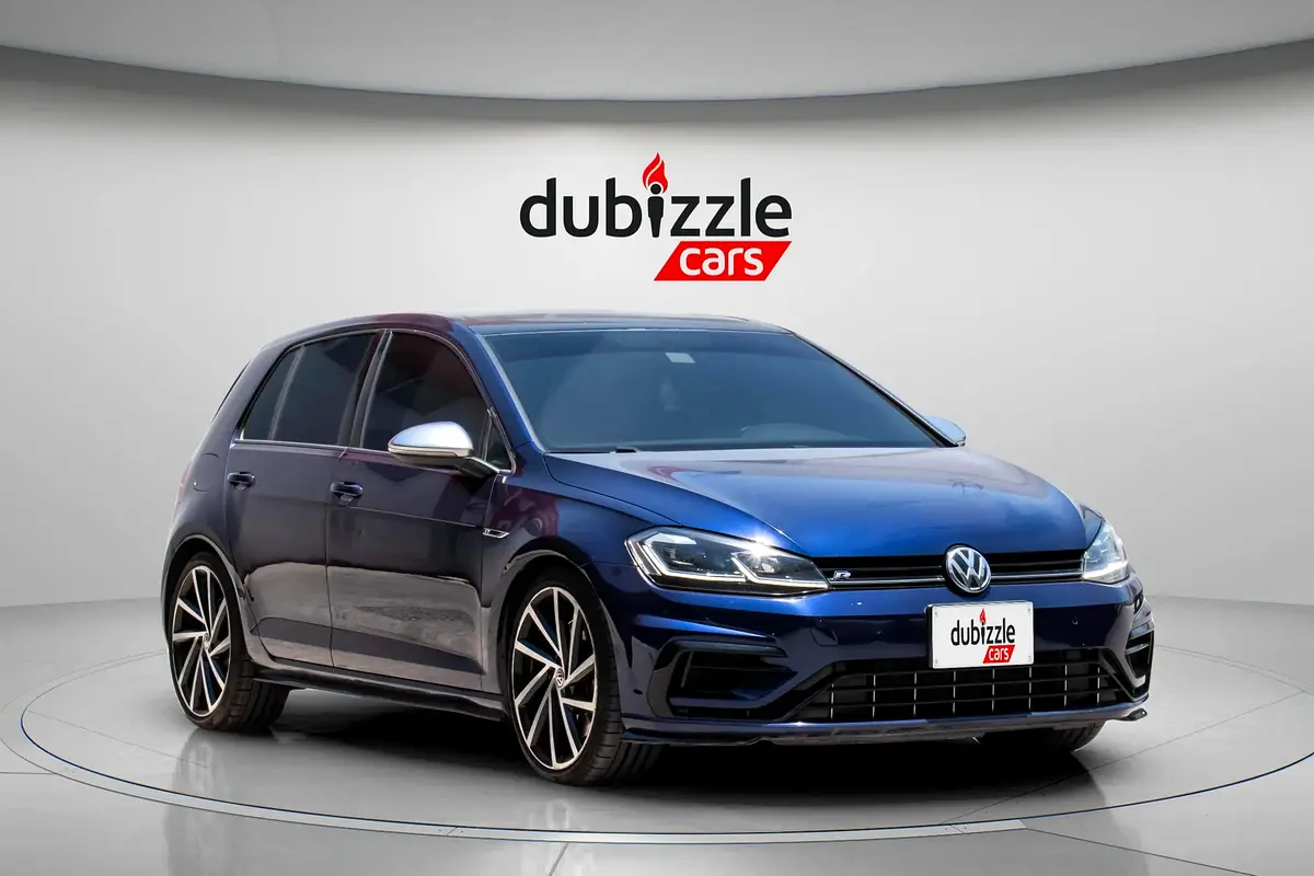 Volkswagen Golf 2019 — photo 1 of 17
