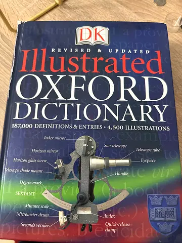 DK Illustrated Oxford Dictionary Revised and Updated