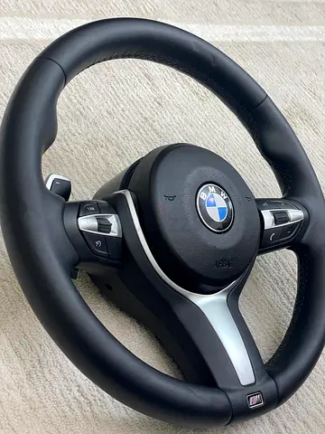 BMW steering wheel M Signature