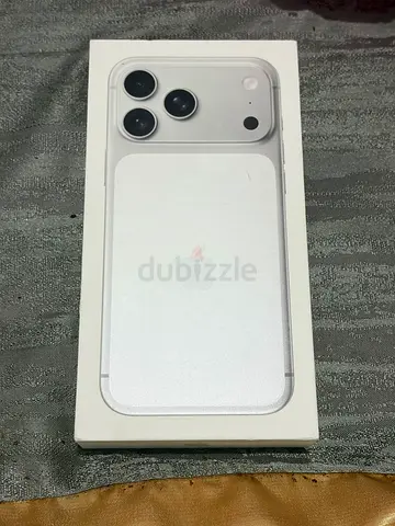 Apple iPhone 17 Pro Max (256GB) - Silver, Middle East Version with FaceTime