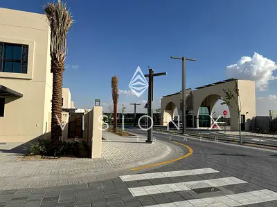 Elegant | Walkable Community | Sleek Interior