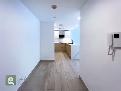 Private Verandah | Large | Upgraded Kitchen