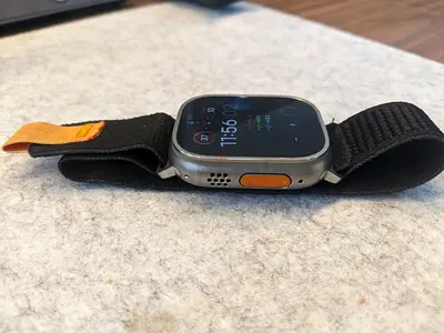 Apple Watch Ultra 49mm Titanium Cellular