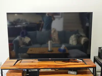 58 Smart LED TV Hisense in good working condition