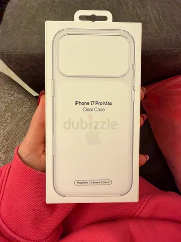 Apple iPhone 17 Pro Max Clear Case with MagSafe unused