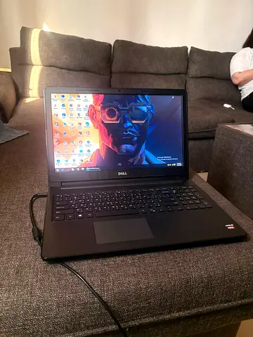 AMD A9 Laptop (4GB RAM, Win 10 Pro) – Needs New Battery