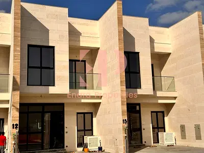 Elegant 4bhk | Maid Room | Private Garden |