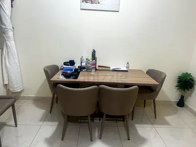 Dining table 6 chairs brand new