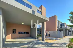 4BR Corner End Unit | Majlis | Maid | Single Row
