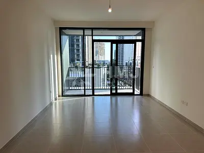 Skyline Living | Prime Location | Community View