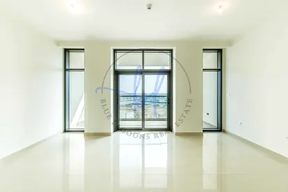 Exclusive | Bright and Spacious Manage Property