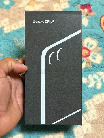 Samsung Z Flip 7 Jetblack 256 new
