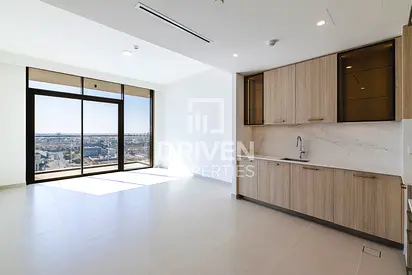 High Floor | Boulevard View | Ready to move in