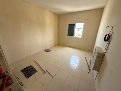 فرصة مميزة بسعر مناسب وموقع حيوي يخدم جميع احتياجاتك اليومية. سكن عائلات _ مرونه في الدفع _ صيانه فري