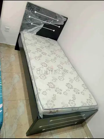 Single Bed Frame with Mattress
