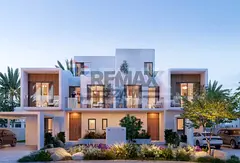 Corner Villa | On the Lagoon | Close to Pool