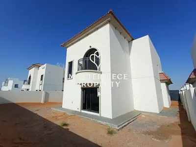 Single Row 3BR Villa | Near Gate | Fay Al Reeman
