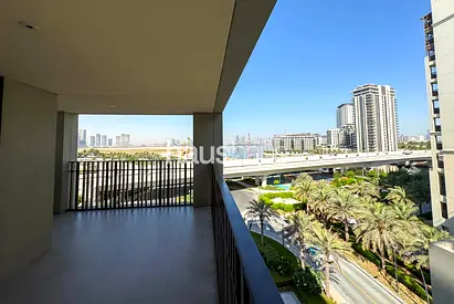 Creek Sea and Burj K View |Flexible Cheqs |Vacant