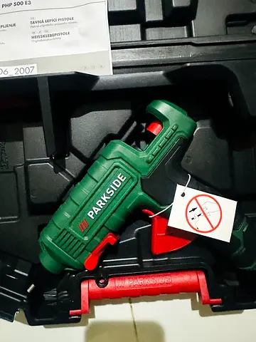 Glue Gun with case Electrical