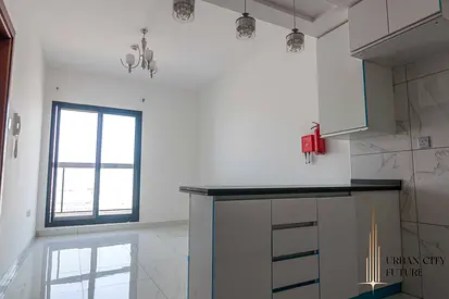 Well Maintained - w/ 2 Washrooms - 15mins walk to Al Furjan Metro