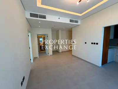 PRIME LOCATION | SPACIOUS LAYOUT | FLOOR-CEILING WINDOWS