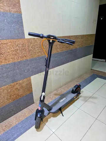 Hiboy S2 MAX Electric Scooter – Excellent Condition (40km Range / 30km/h)