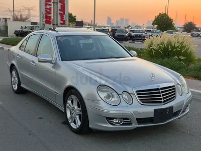Mercedes-Benz E-Class E 350 2008 - Japanese Specs - Mint Condition