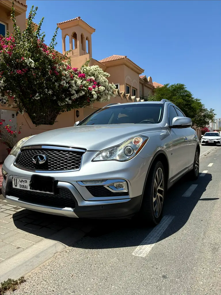 Infiniti QX50 2017 — photo 1 of 14