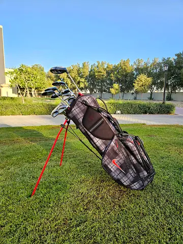 Callaway Solaire Ladies Golf Set in perfect condition (12 clubs + bag)