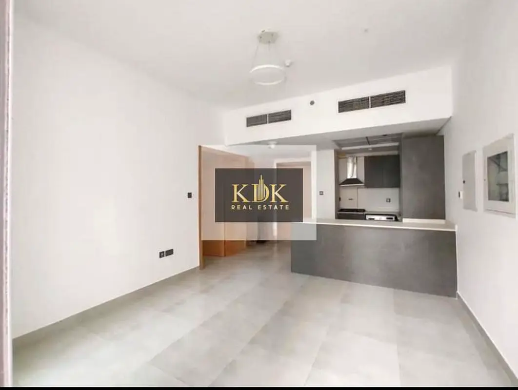 1BR Unfurnished | Pool & Courtyard Access | Call Now