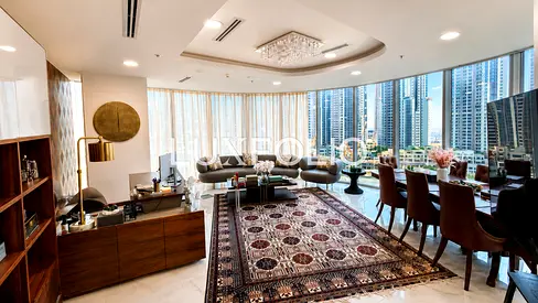 Corner Unit | Natural Light | Fitted
