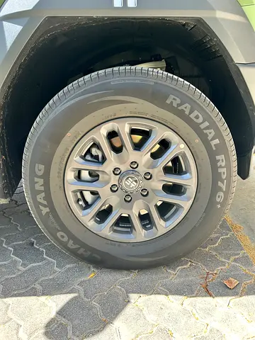 Four Jetour G700 new tyres and 18” rims for sale