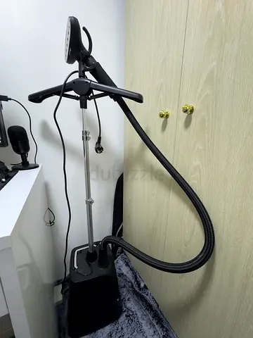 Steamone vertical steameer likeñ new