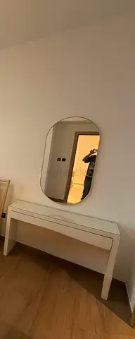 Dressing mirror and table