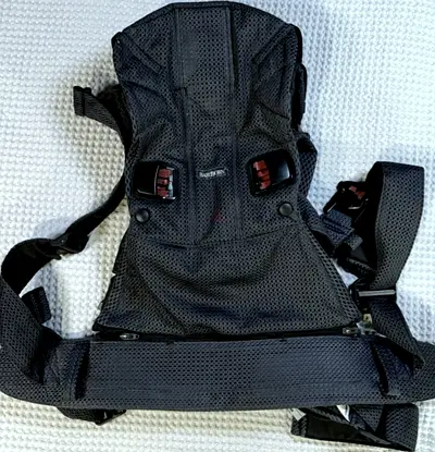 Black babybjorn mesh Air one ( 0 to 3years