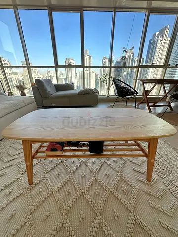 Coffee table for sale - pristine condition