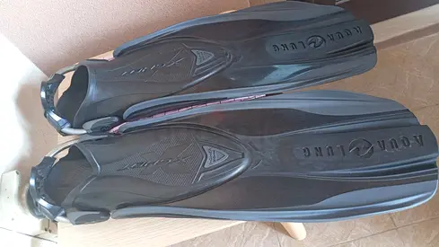 Aqualung Express ADJ Dive Fins  Size R