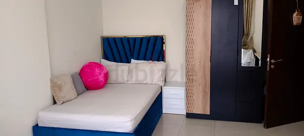Room for rent available in July