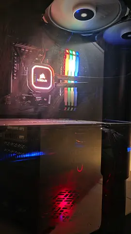 Gaming PC: RTX 4090 / 64GB DDR4 / Ryzen 9 5900z / 1 NVMe + 2 SSD for 9 TB of storage